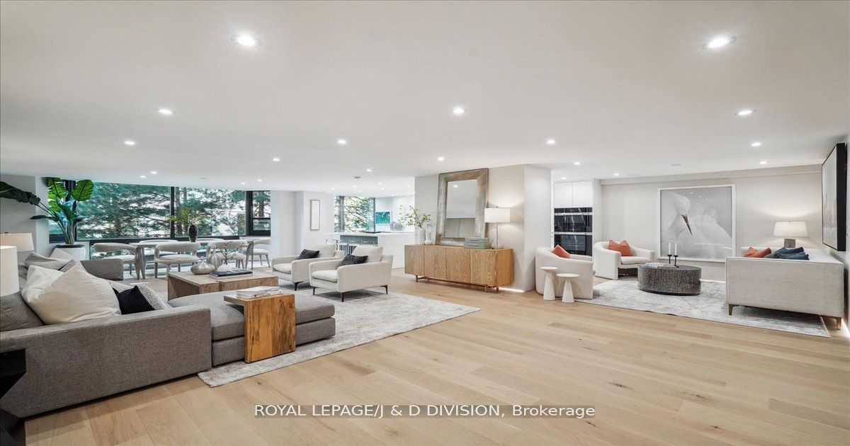 1166 Bay Street Toronto