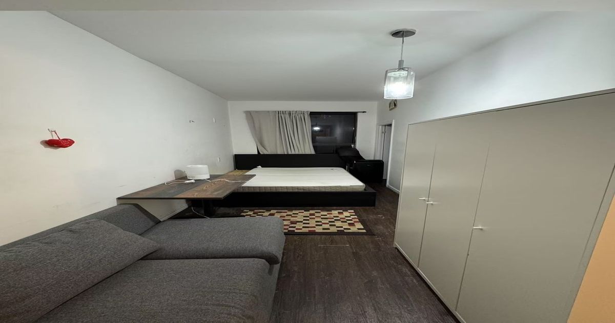 403 Spadina Ave Toronto