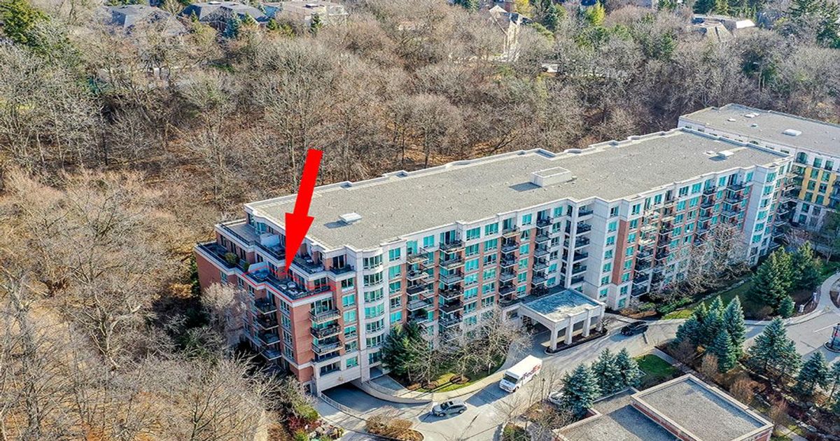 38 William Carson Cres Toronto