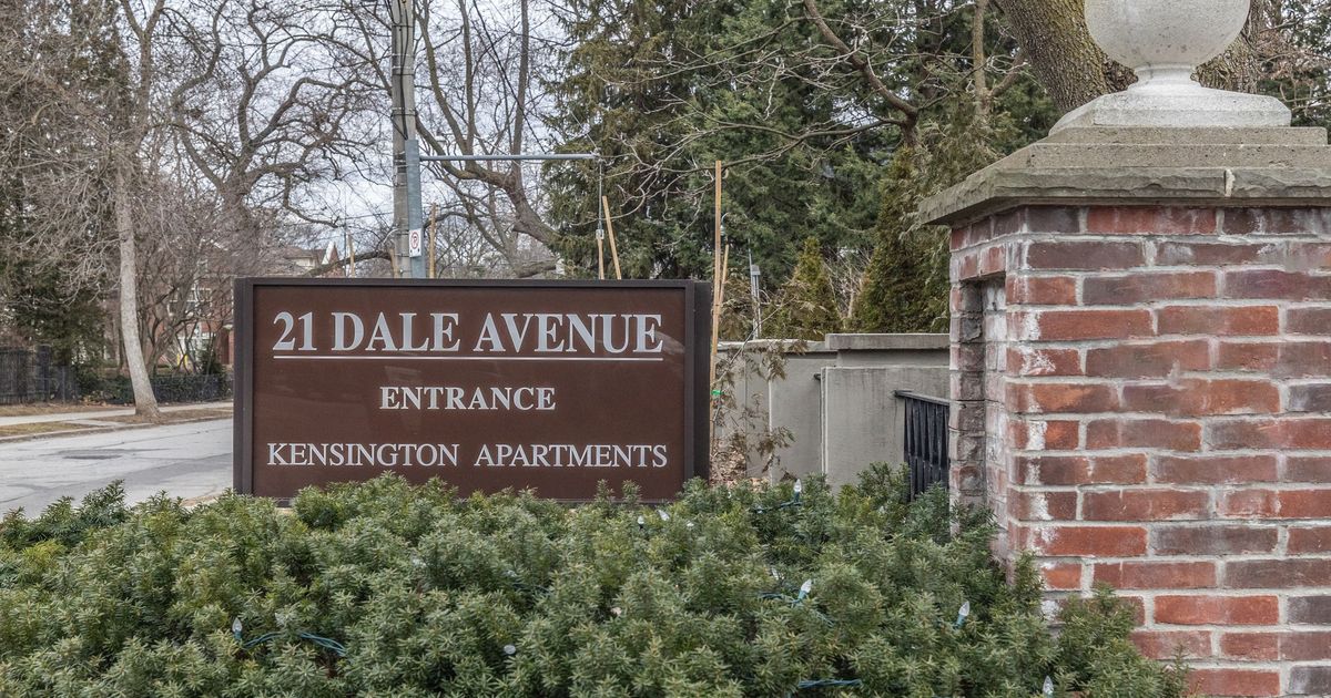 21 Dale Ave Toronto