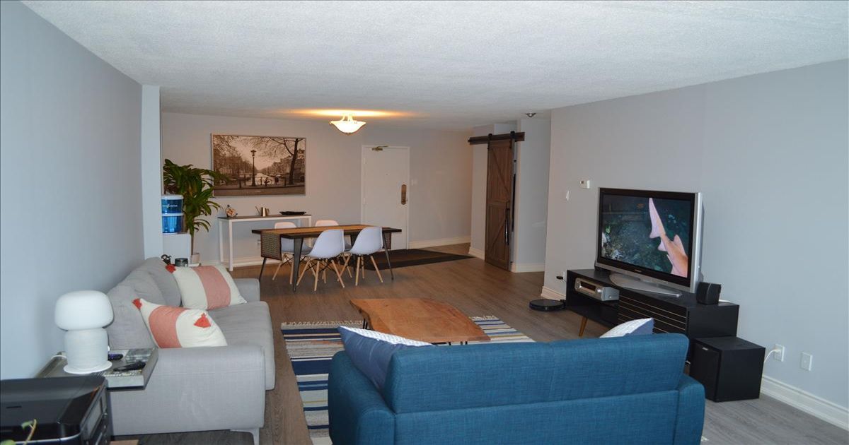 250 Queens Quay W Toronto