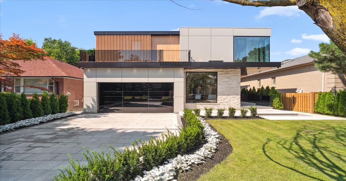 60 Alexandra Wood Toronto