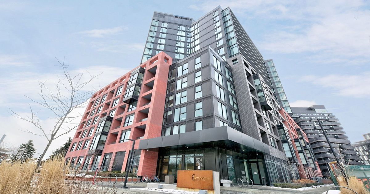 8 Tippett Rd Toronto