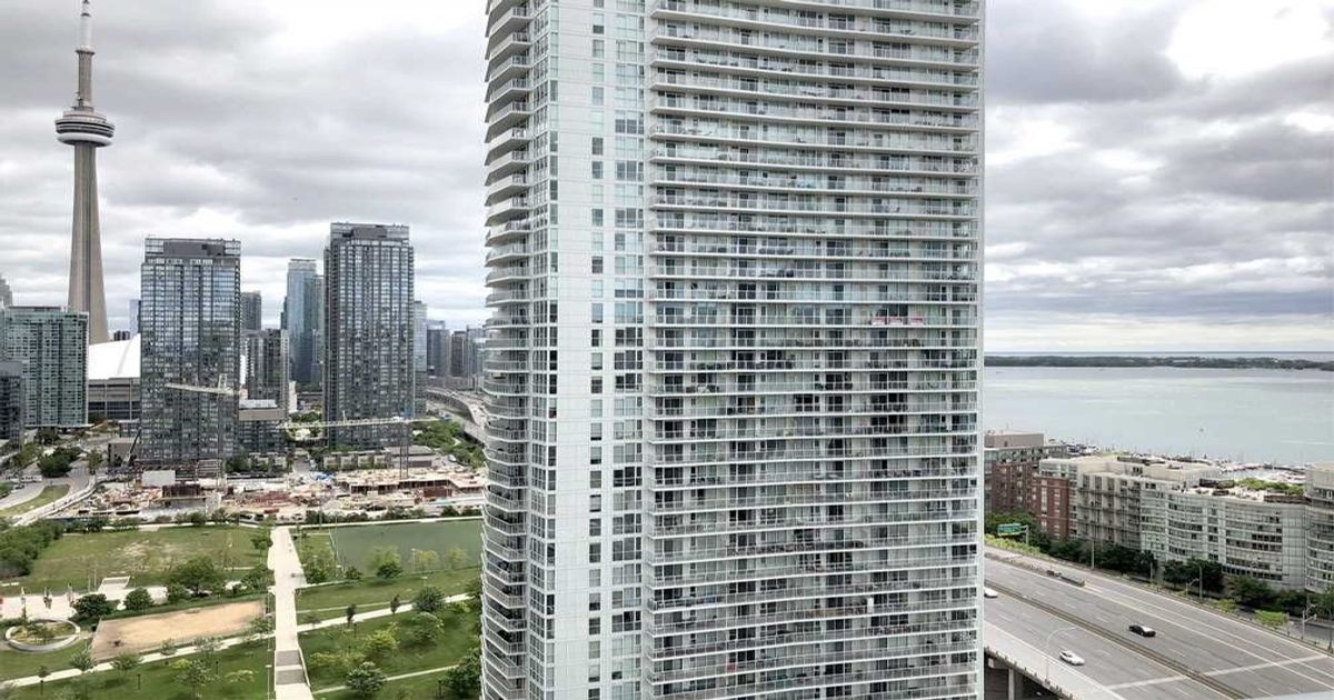 70 Queens wharf Rd Toronto