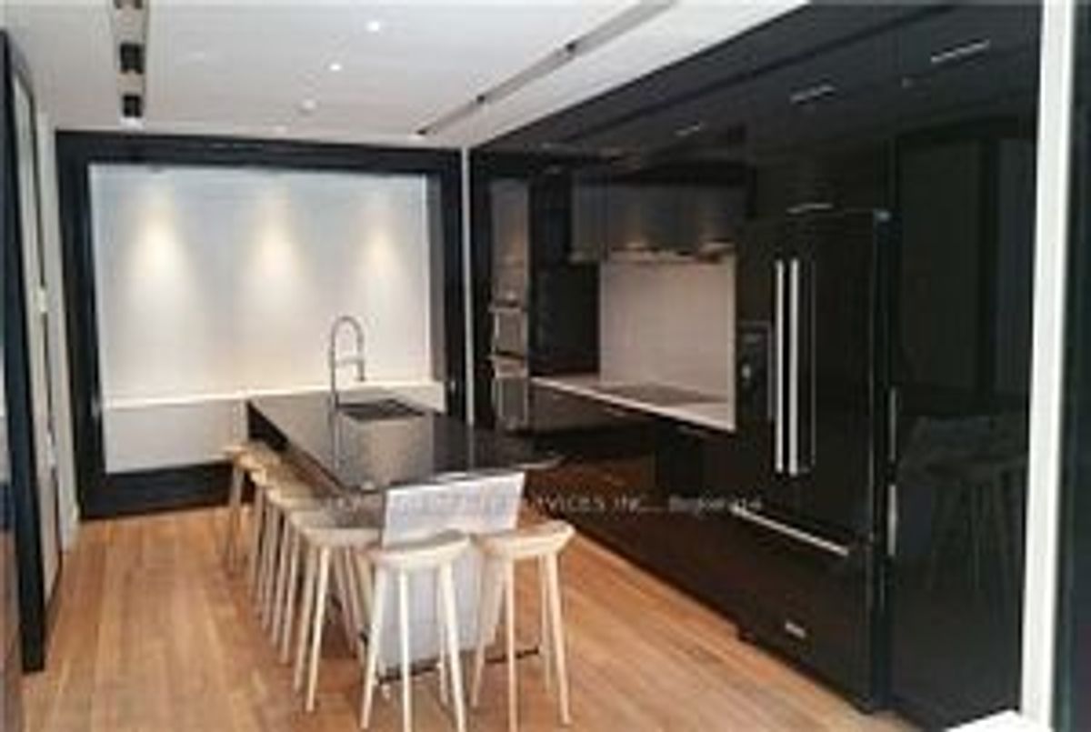 img-gallery