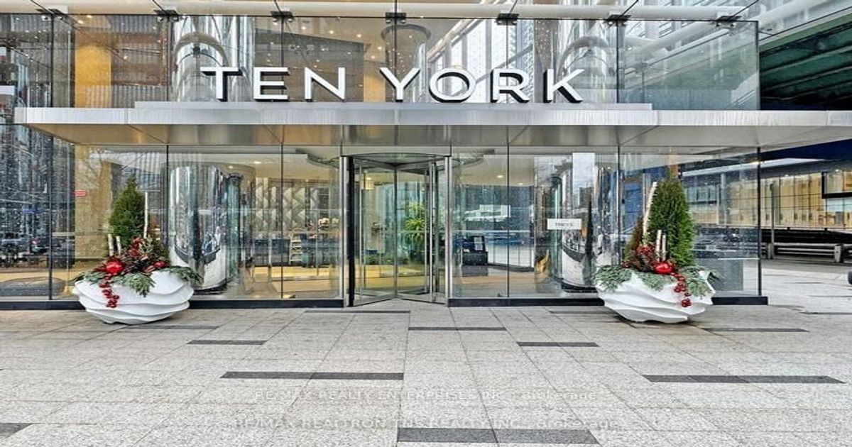 10 YORK St Toronto