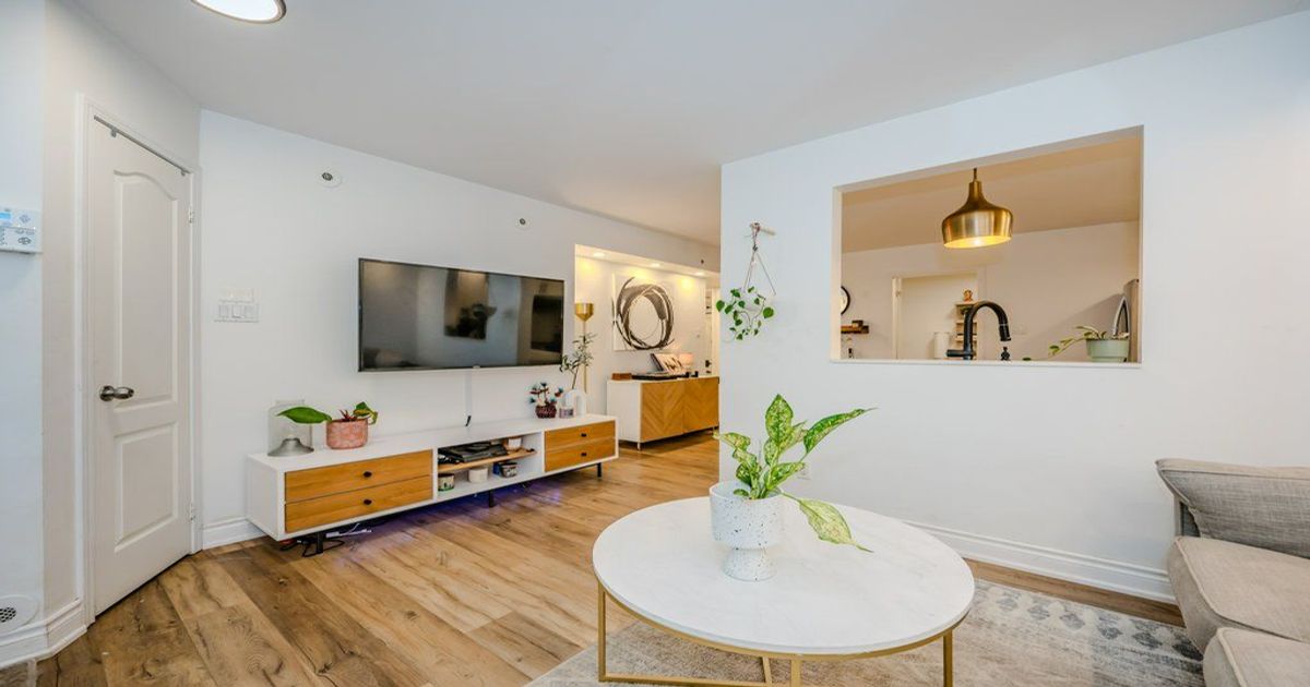 10 Douro St Toronto