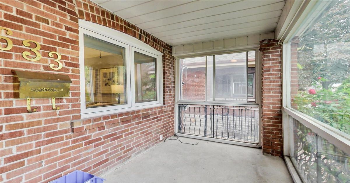 633 Glenholme Ave Toronto