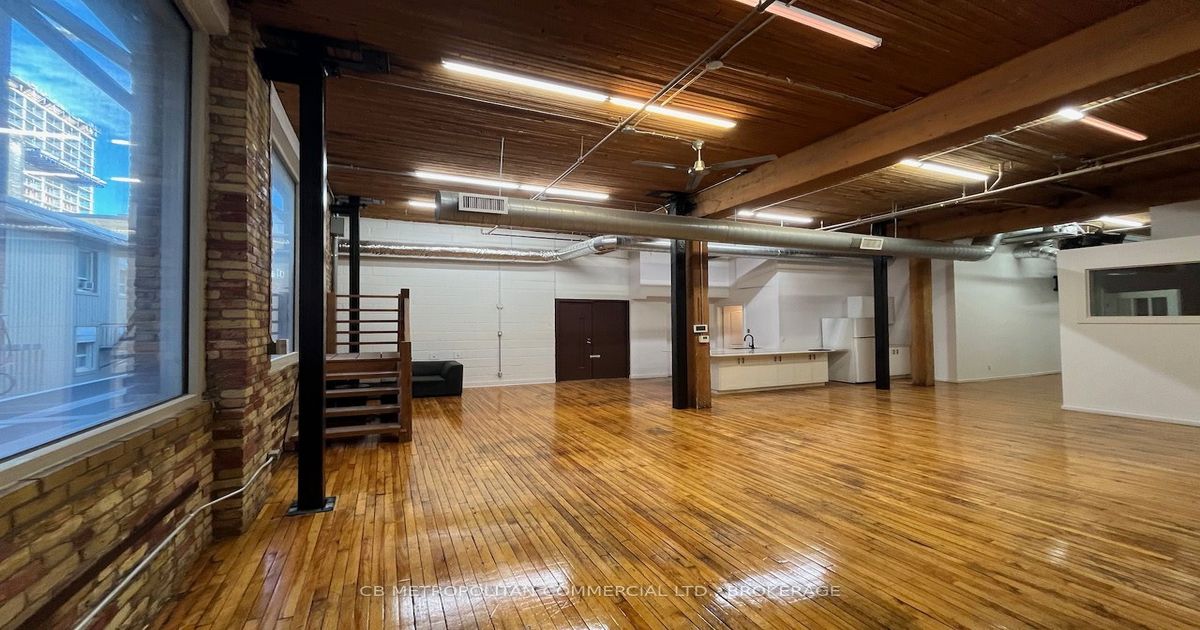 76 Richmond Street E Toronto