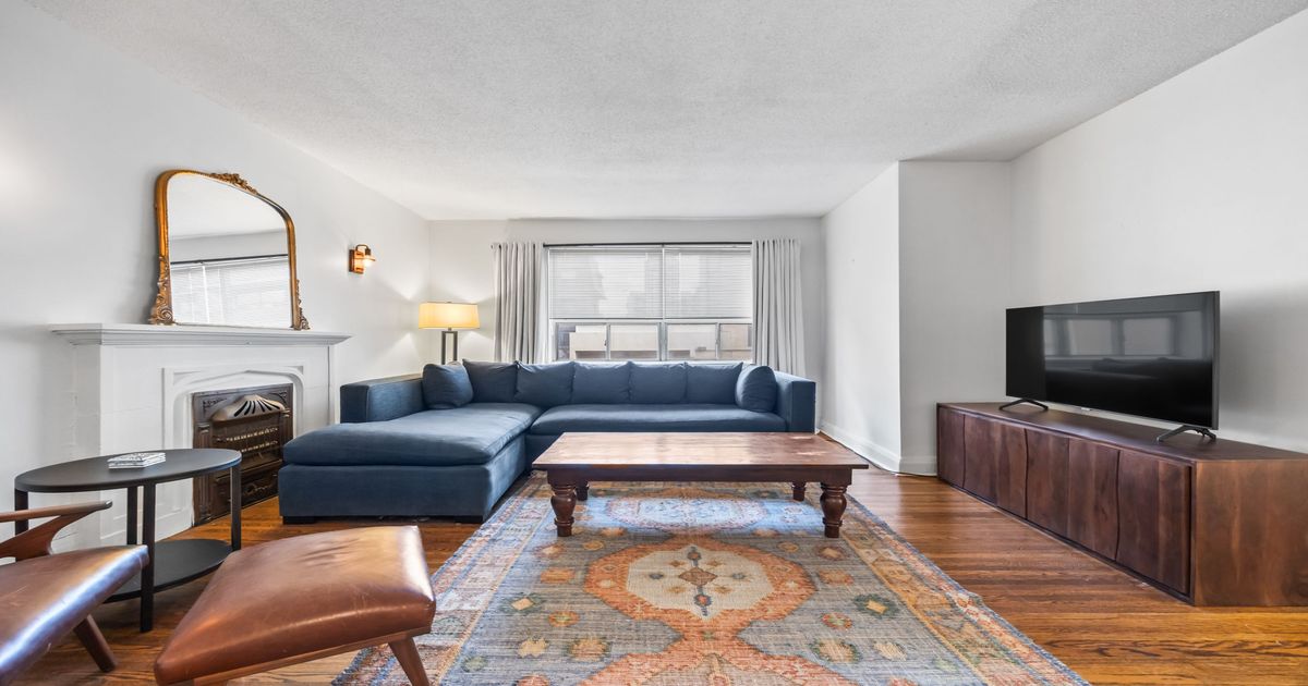 35 Raglan Ave Toronto
