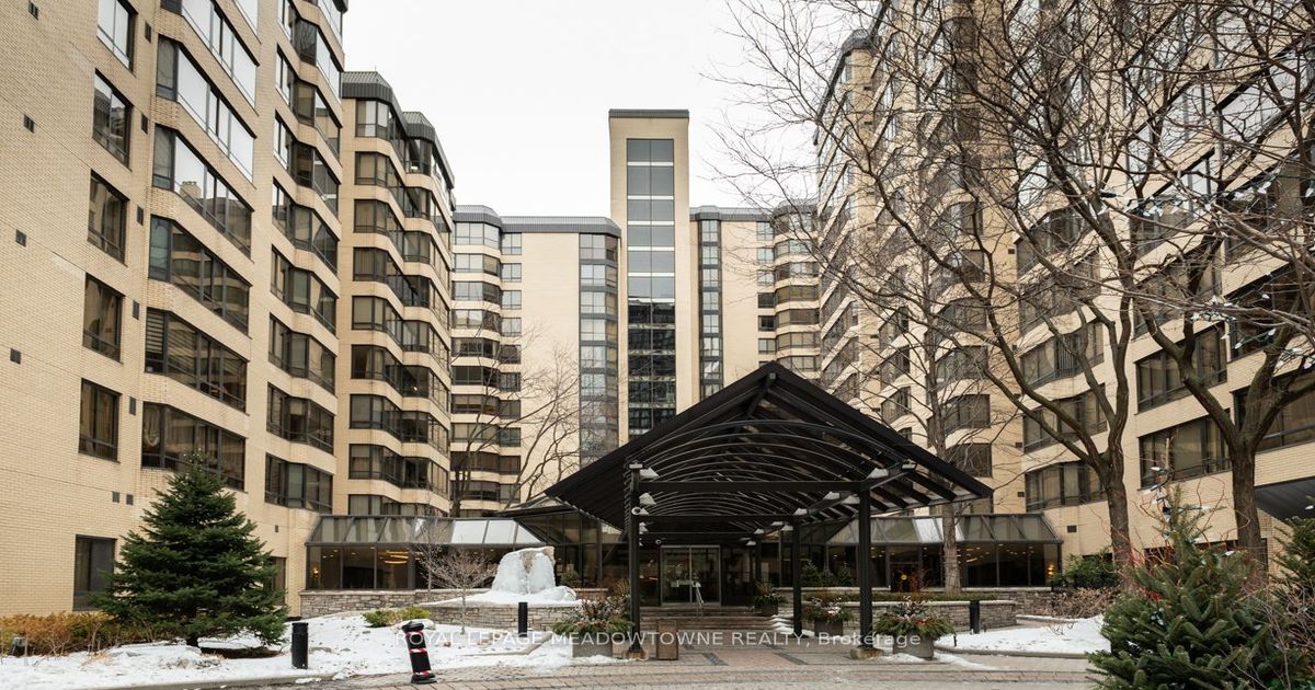 280 Simcoe Street Toronto