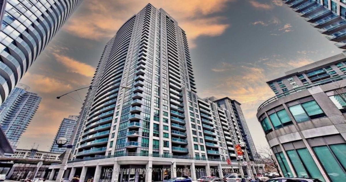 19 Grand Trunk Cres Toronto