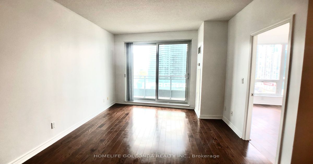 18 Holmes Ave Toronto