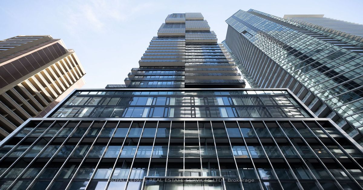 55 Charles St E Toronto