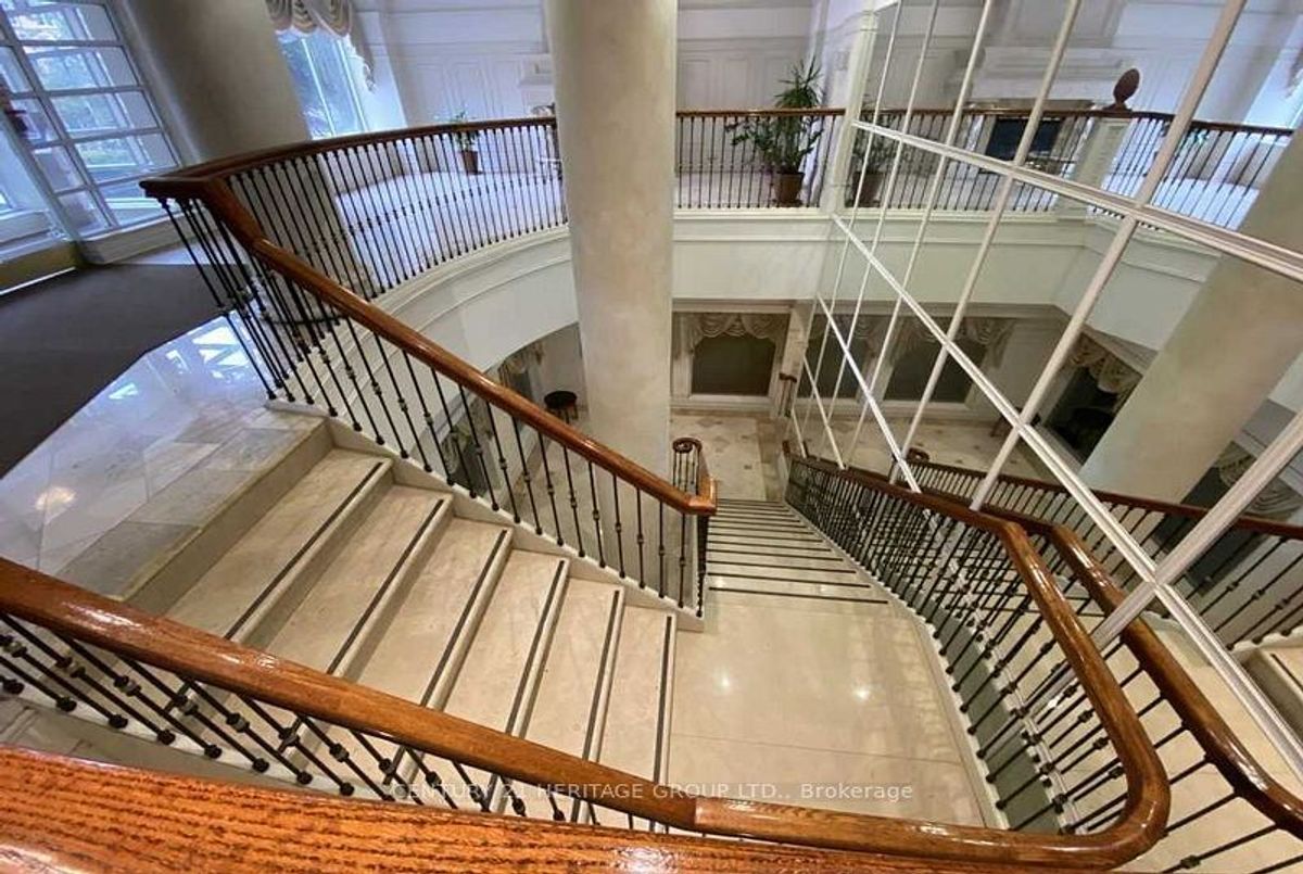 img-gallery
