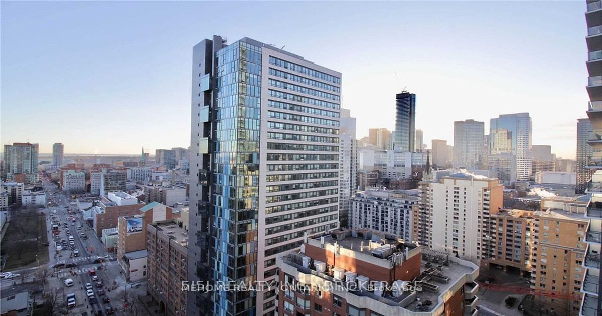181 Dundas Street E Toronto