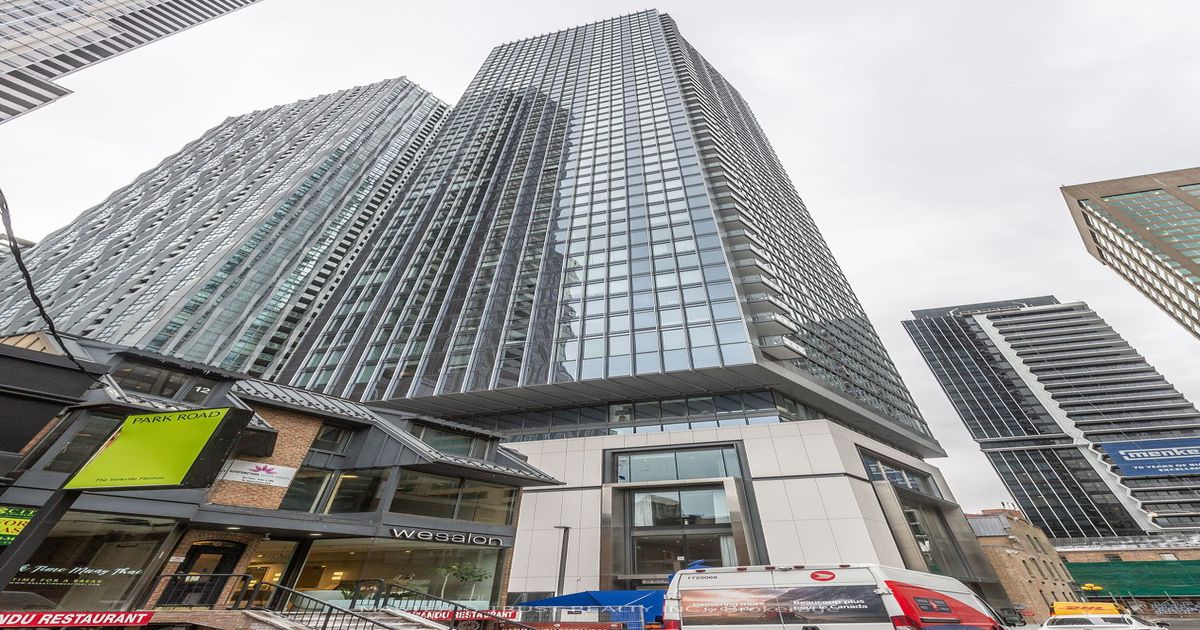 8 Cumberland Street Toronto