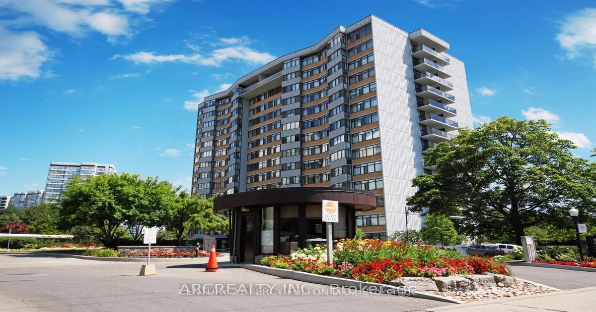 90 Fisherville Road Toronto