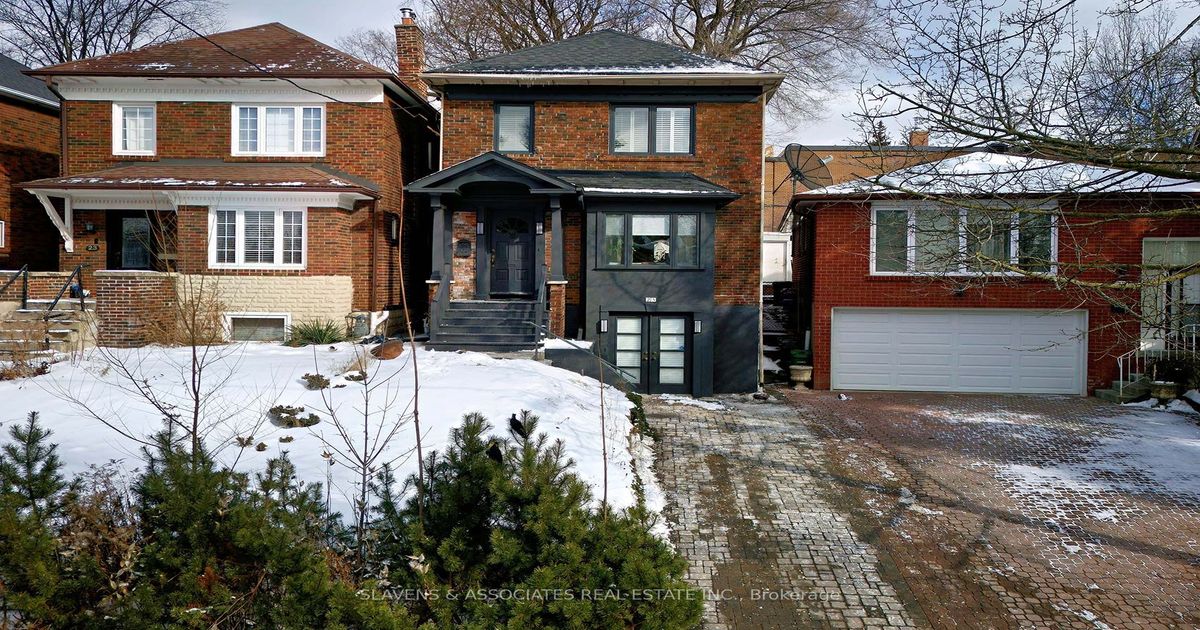 25 Dundurn Cres Toronto
