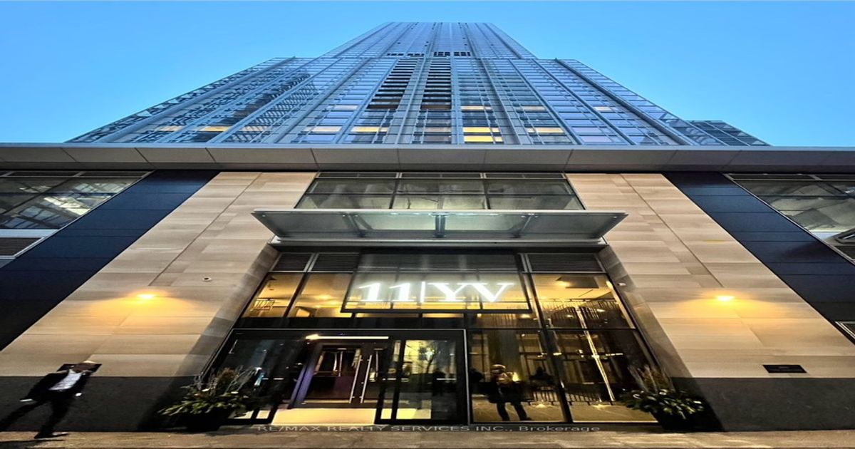 11 Yorkville Avenue Toronto