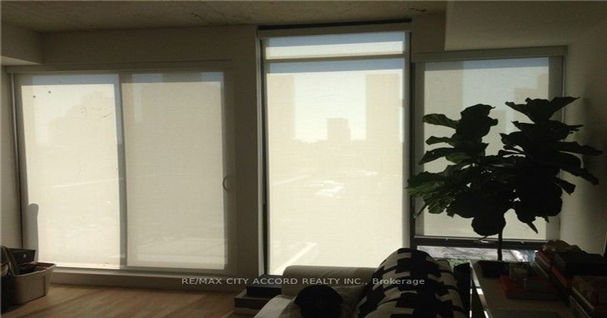 560 King St W Toronto