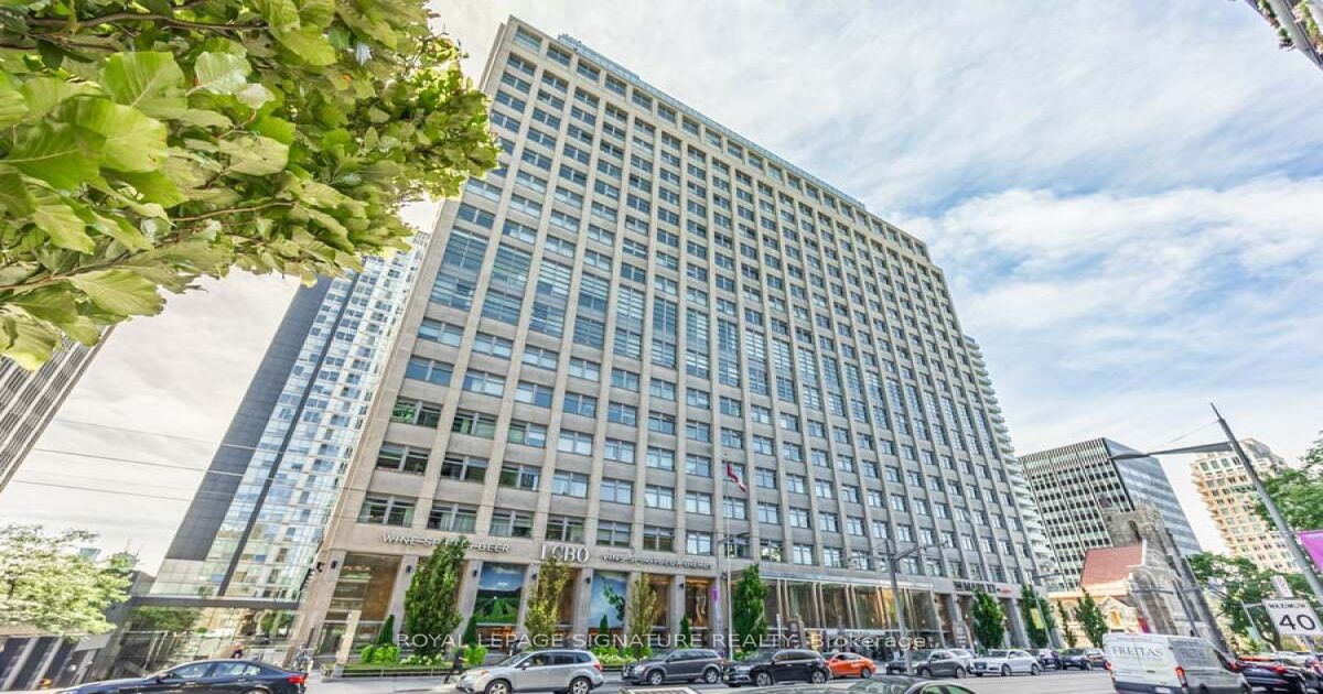 111 St Clair Ave W Toronto