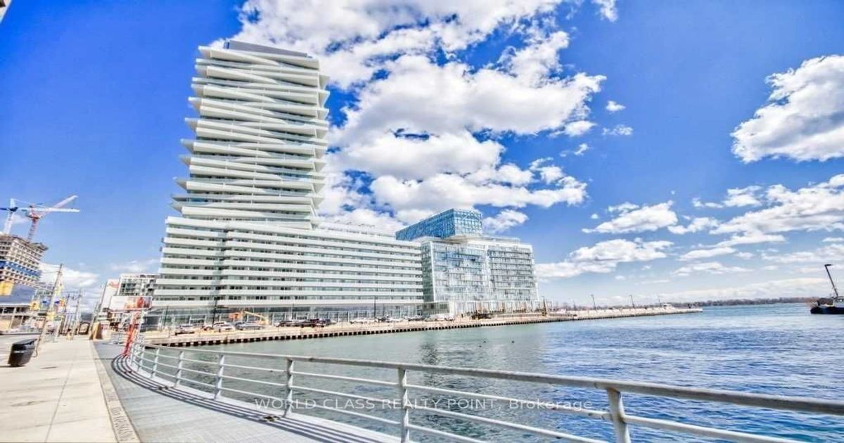 15 Queens Quay E Toronto
