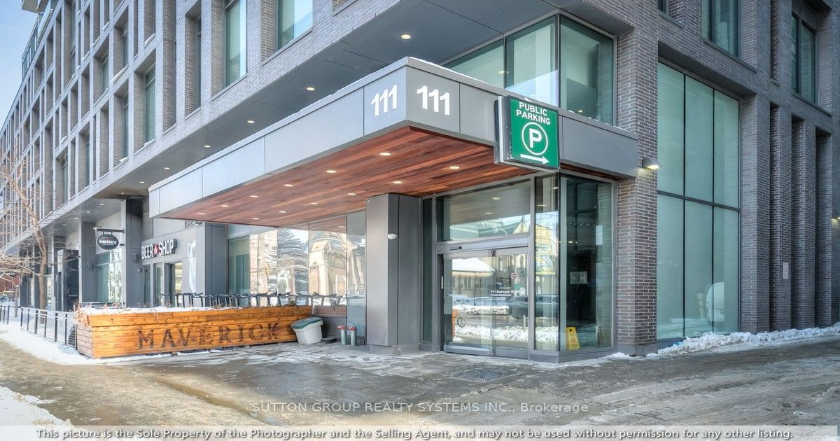 111 Bathurst Street Toronto