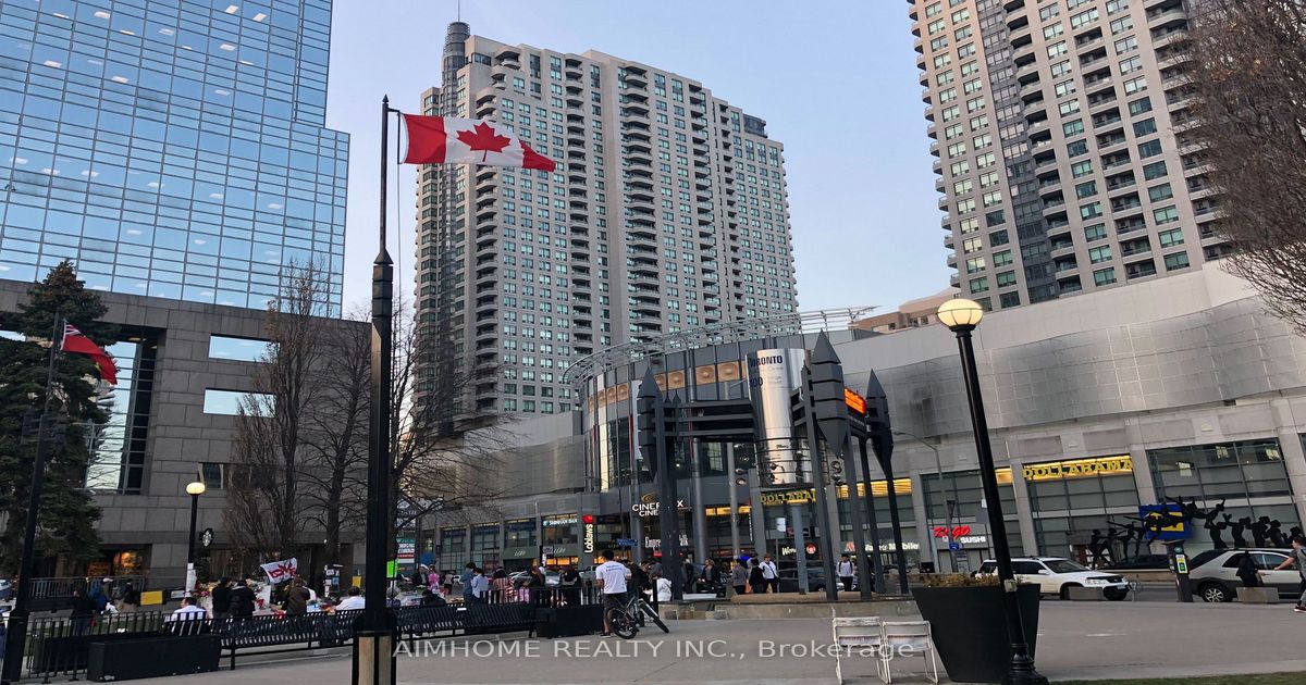 33 Empress Ave Toronto