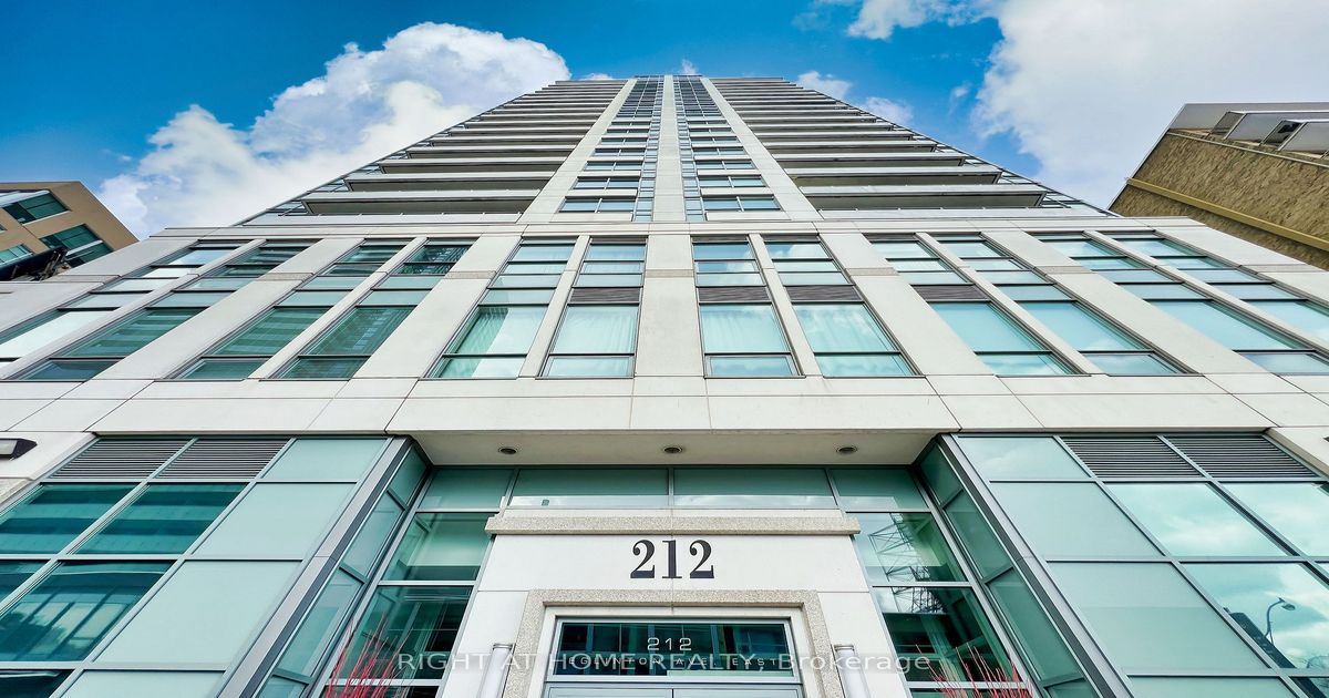 212 Eglinton Avenue E Toronto