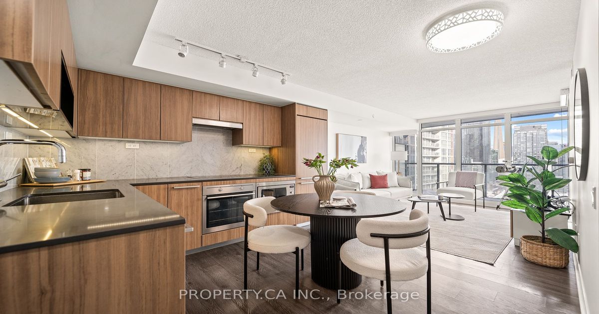 70 Queens Wharf Rd Toronto