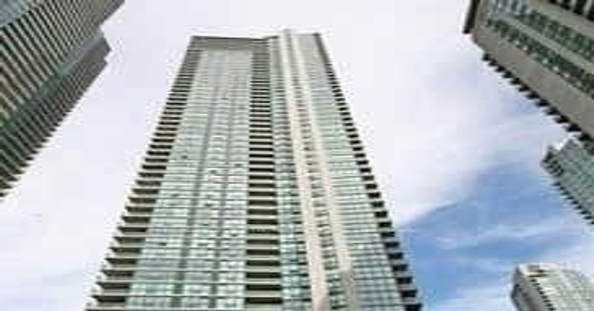 16 Harbour St Toronto
