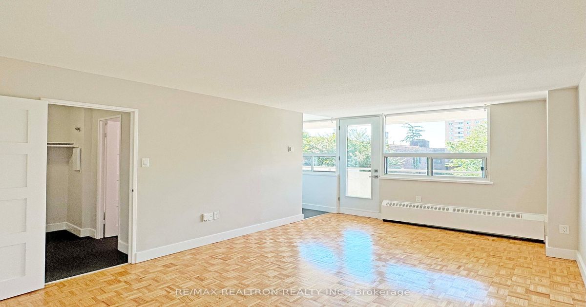 1500 Bathurst Street Toronto