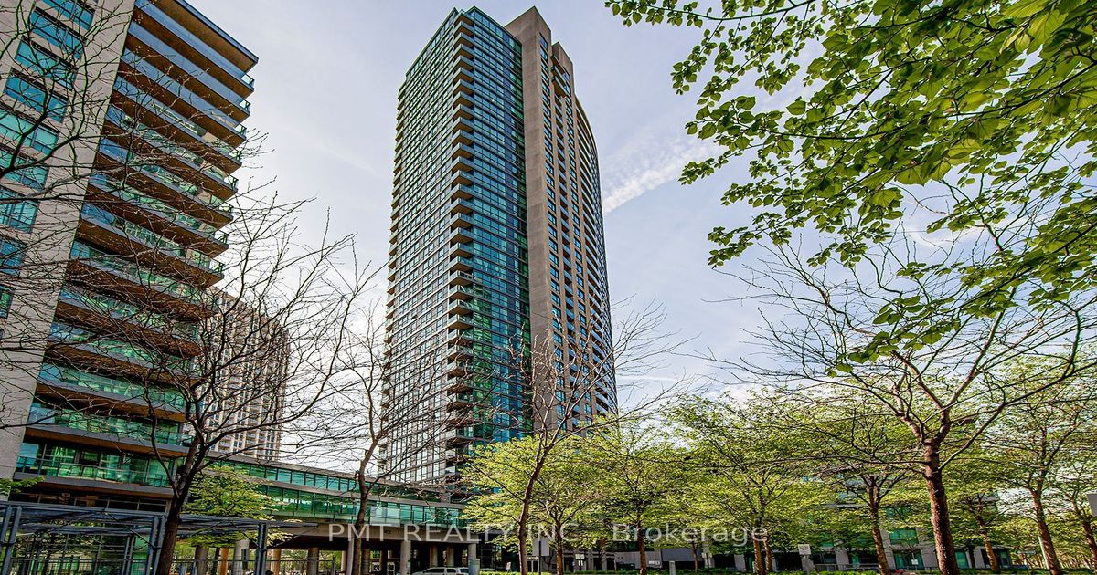215 Fort York Blvd Toronto