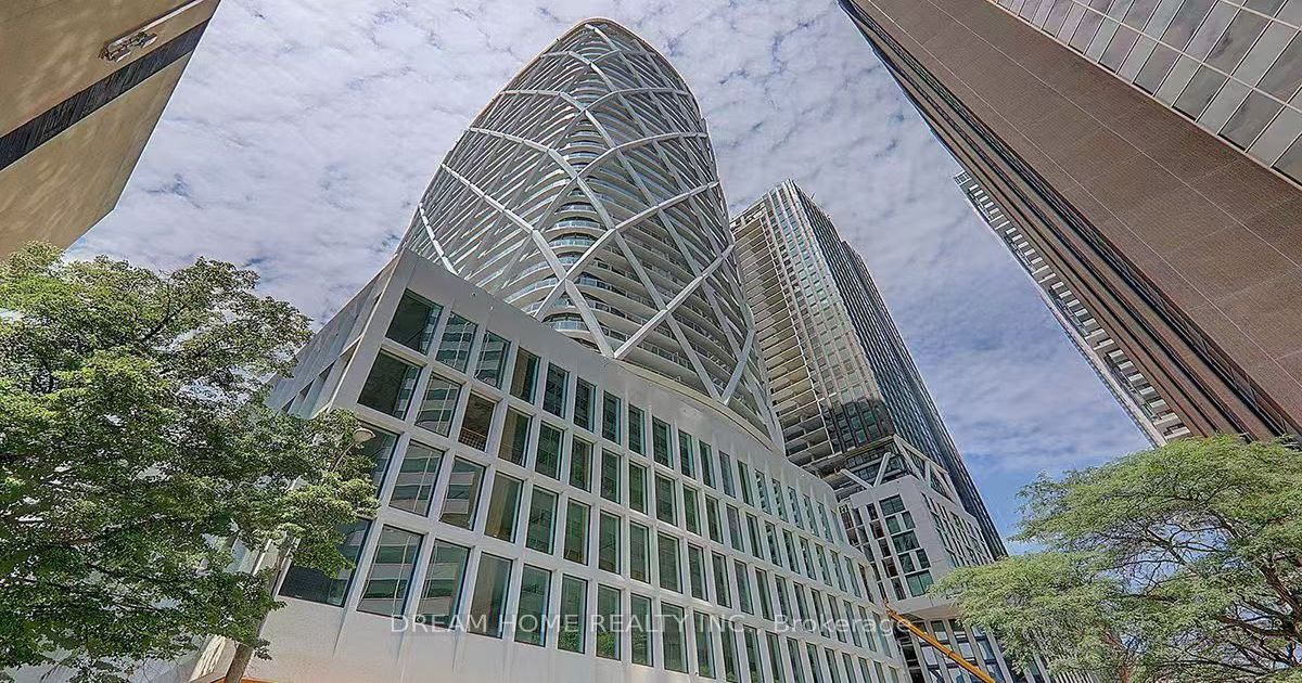 238 Simcoe St Toronto