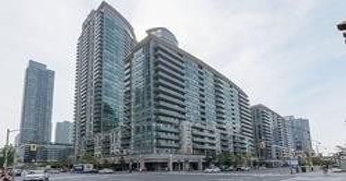 51 Lower Simcoe Street Toronto