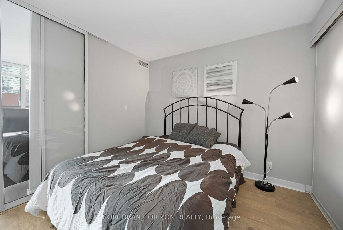 img-gallery