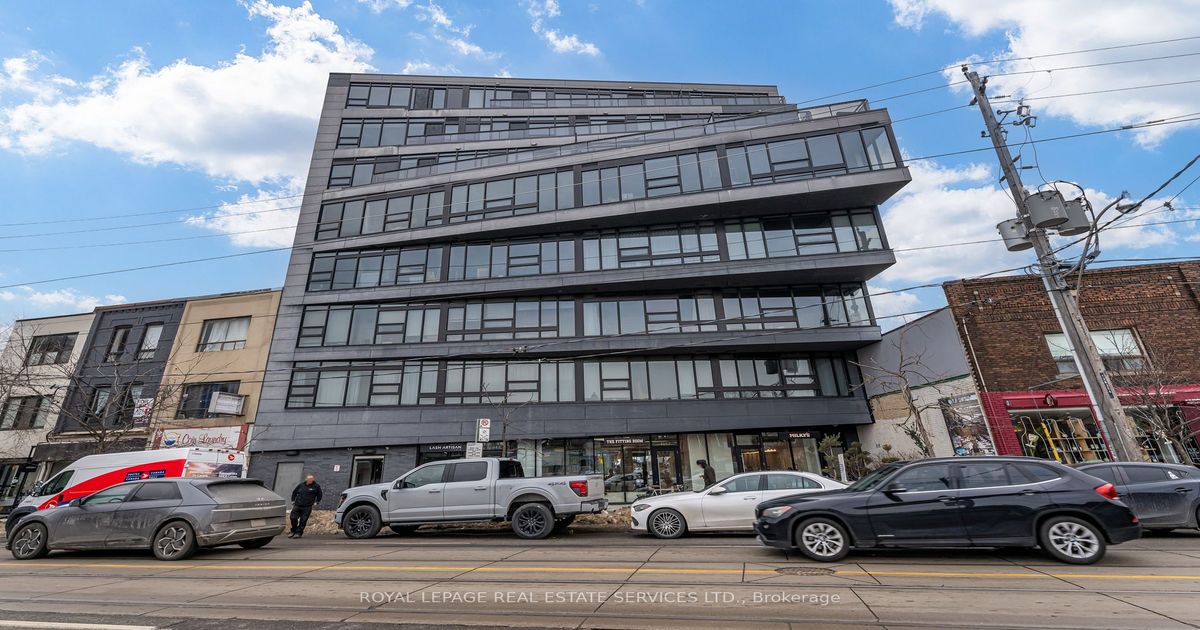 1239 Dundas Street W Toronto