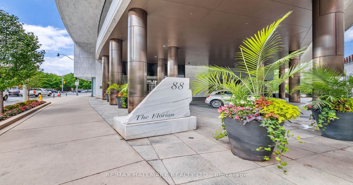 88 Davenport Rd Toronto