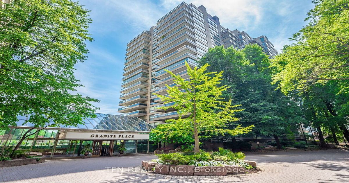 63 St Clair Avenue W Toronto