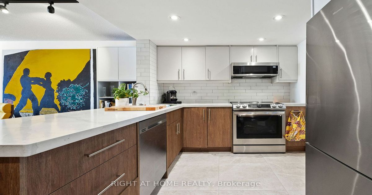 225 Davenport Rd Toronto