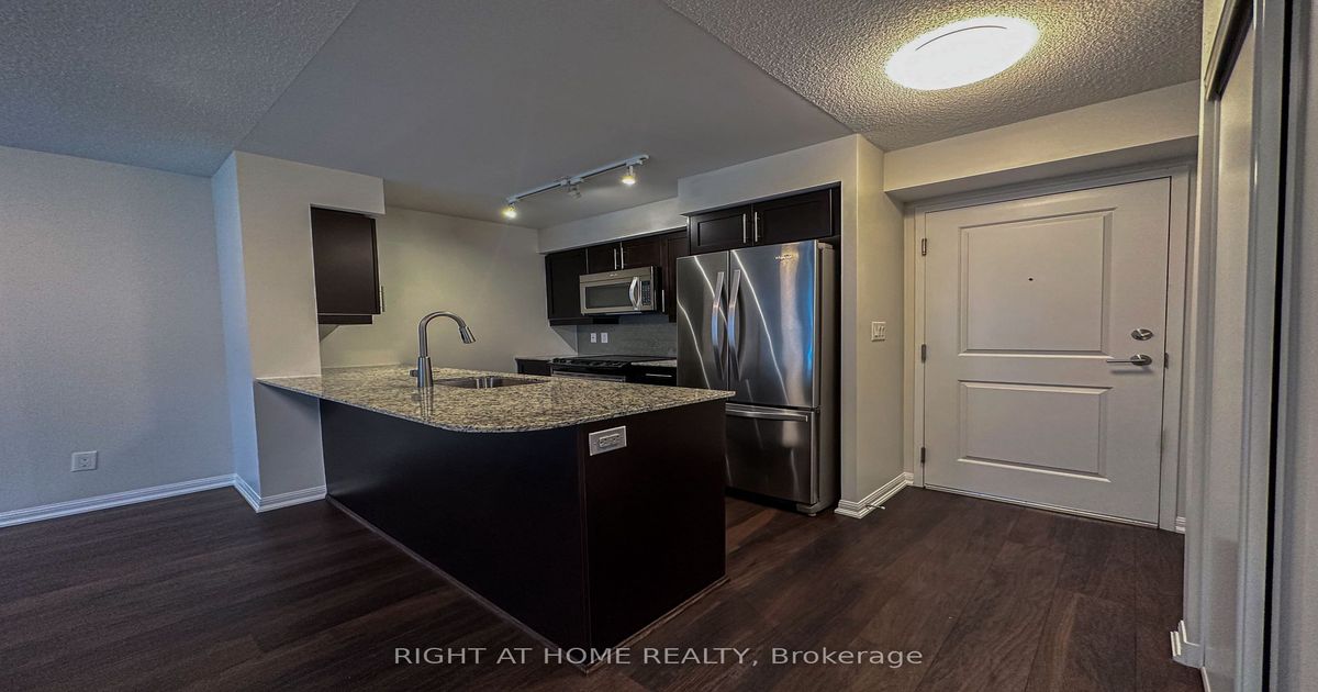 35 BASTION St Toronto