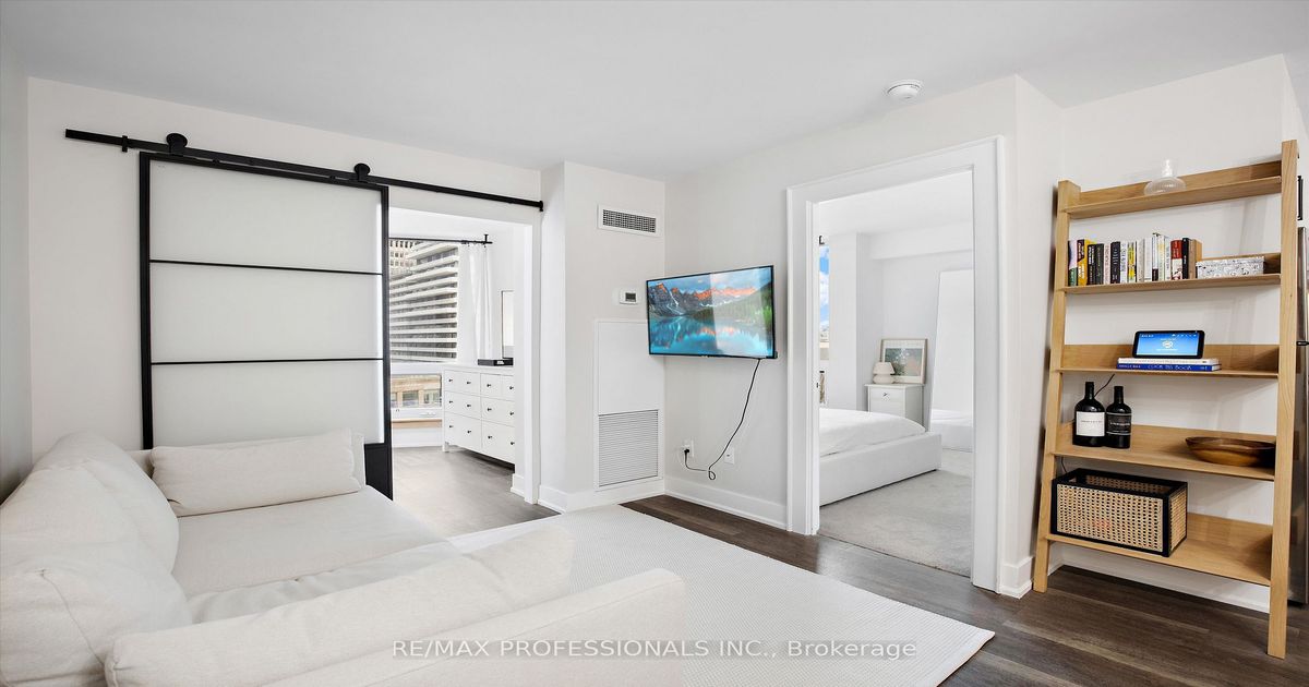 1055 Bay Street Toronto