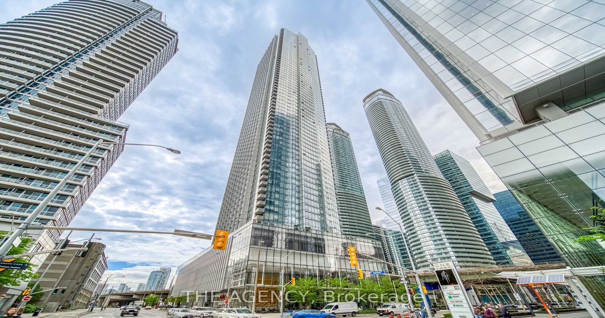 10 York St Toronto