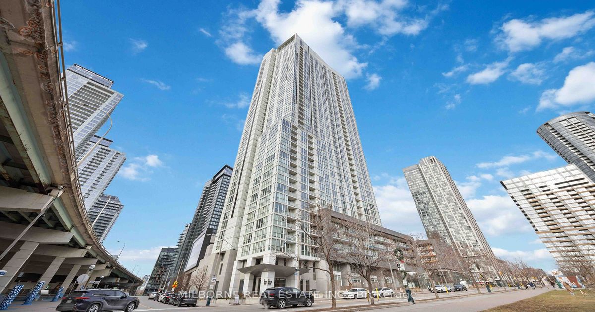 75 Queens Wharf Road Toronto