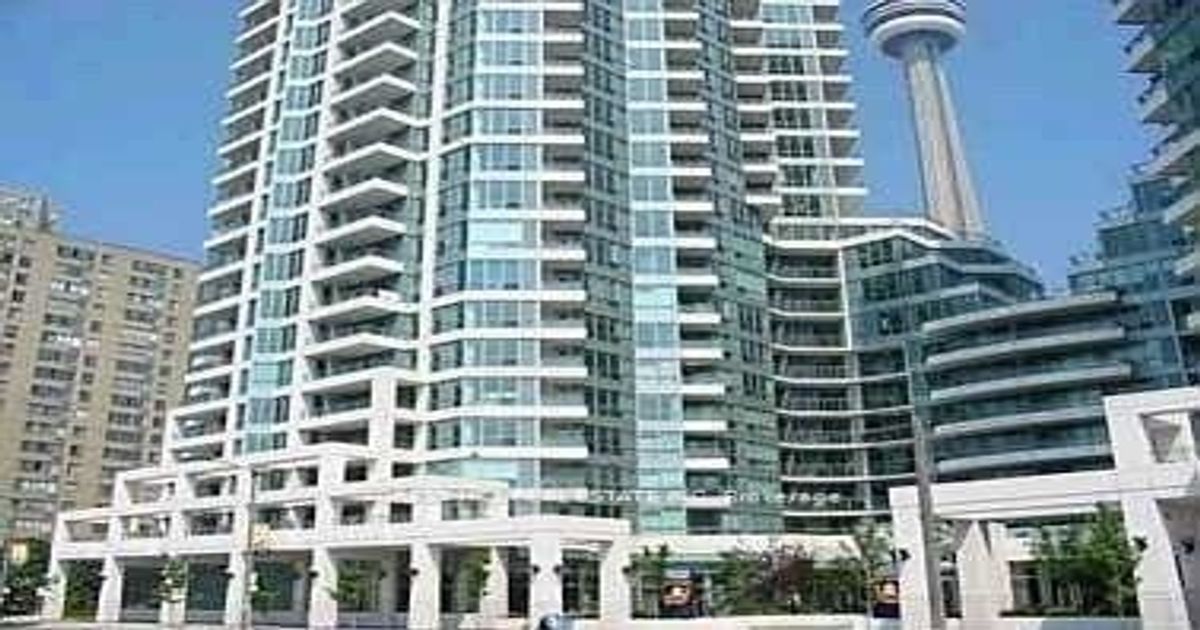 230 Queens Quay W Toronto