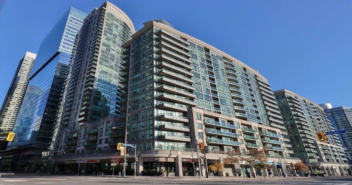 51 Lower Simcoe Street Toronto