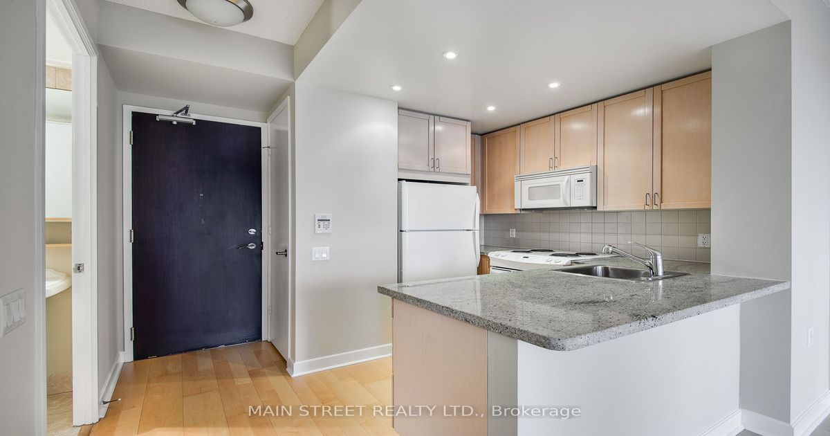 85 Bloor Street E Toronto