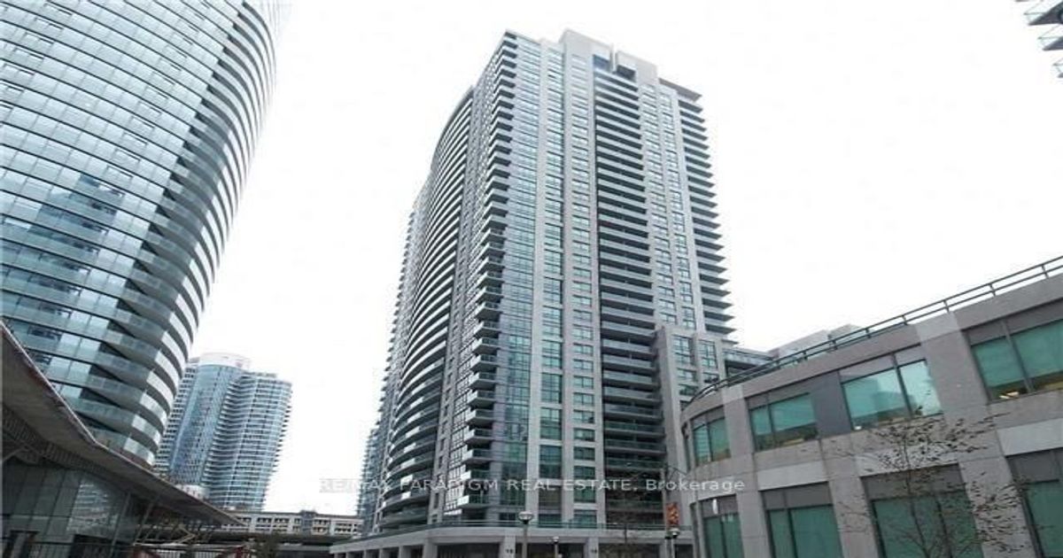 19 Grand Trunk Cres Toronto