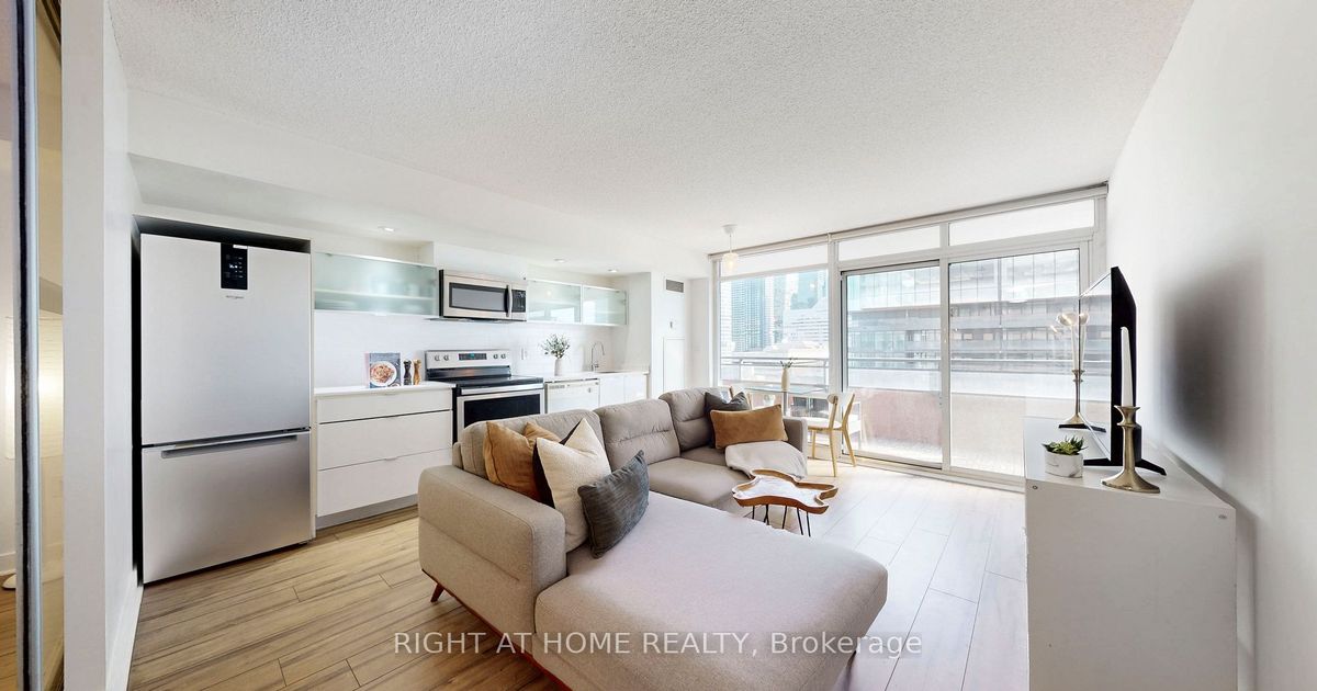 4K Spadina Avenue Toronto